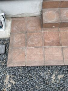 玄関ポーチタイル